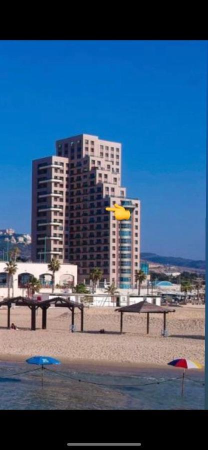 Suite On The Beach Haifa Exterior photo