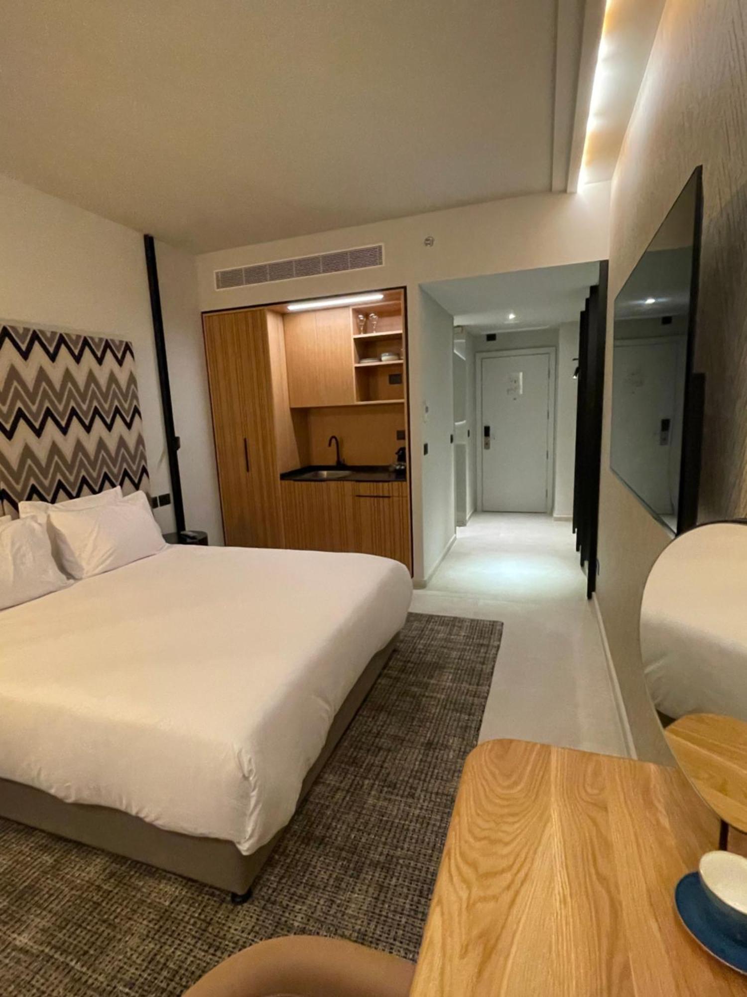 Suite On The Beach Haifa Exterior photo